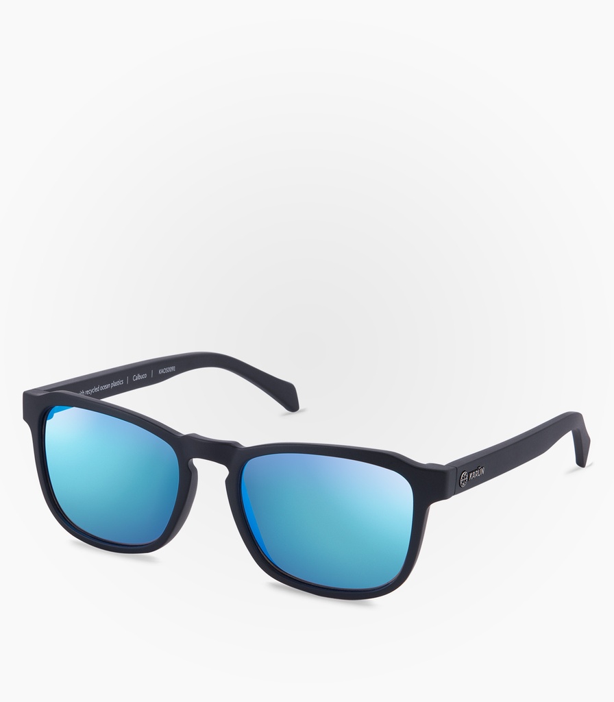 (S) Calbuco Black Lens Color Grey Flash Mirror Blue